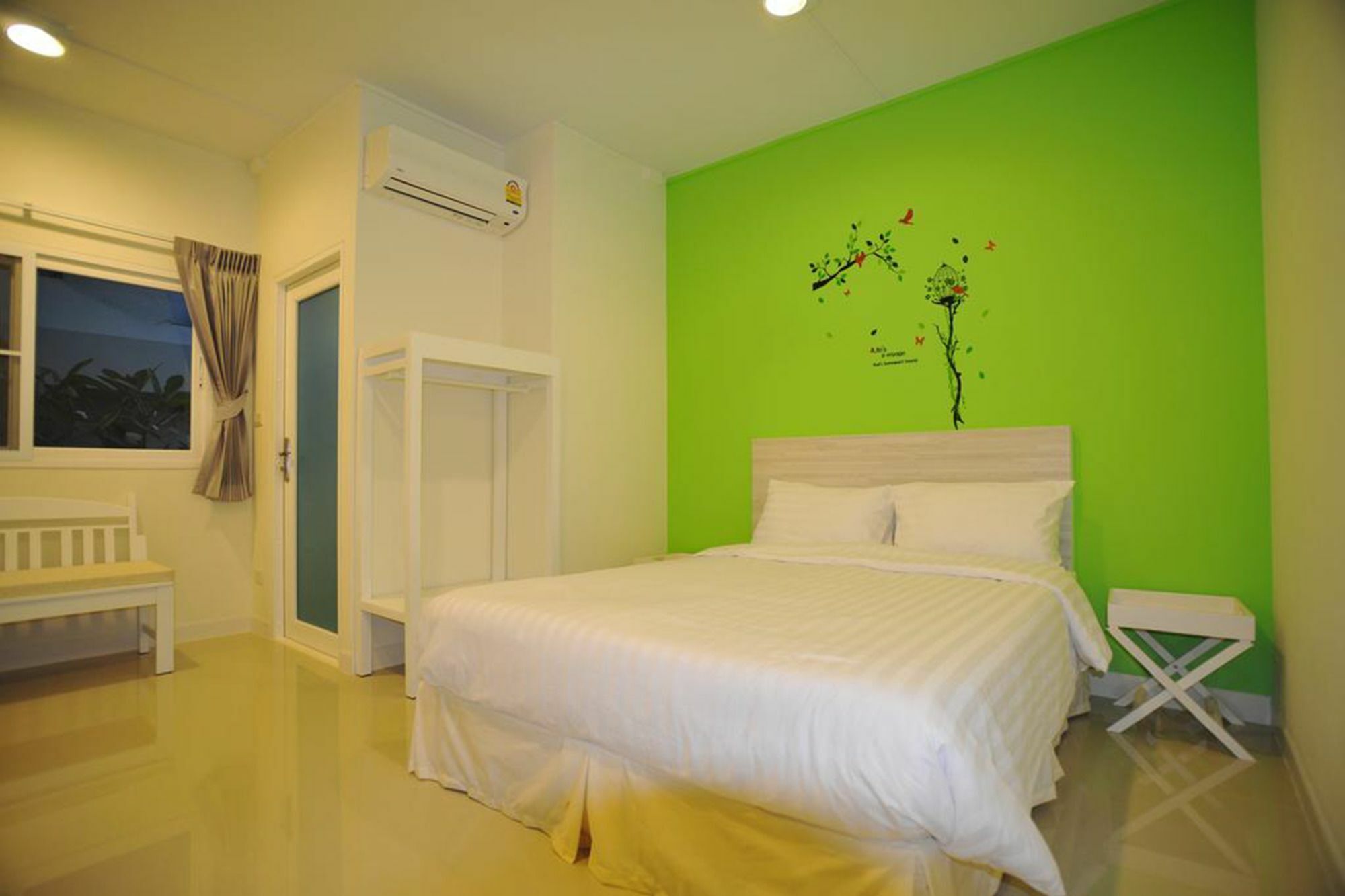 The Garden Living Hotel Bangkok Exterior foto